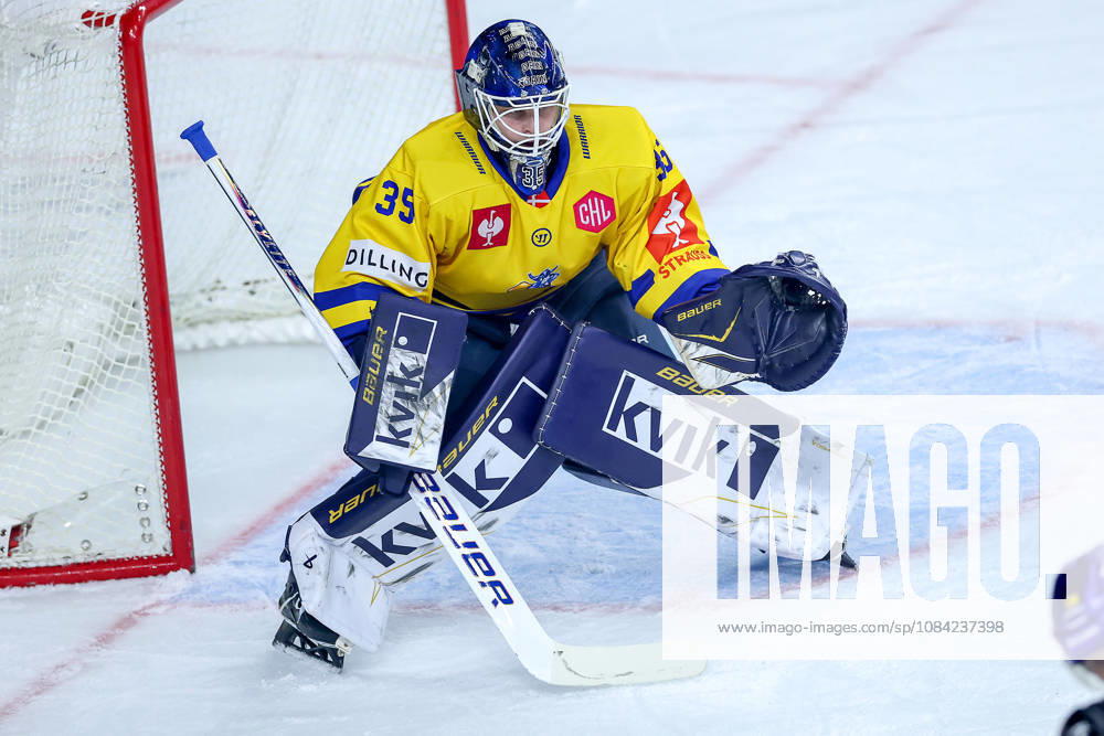 Eishockey, CHL, Kölner Haie - Blue Fox Herning, Champions Hockey League 2026 27, 5. Spieltag, Saison 2026 27, Lanxess-Arena Köln: Janis Fecers (Blue Fox Herning 35) Nordrhein-Westfalen Deutschland