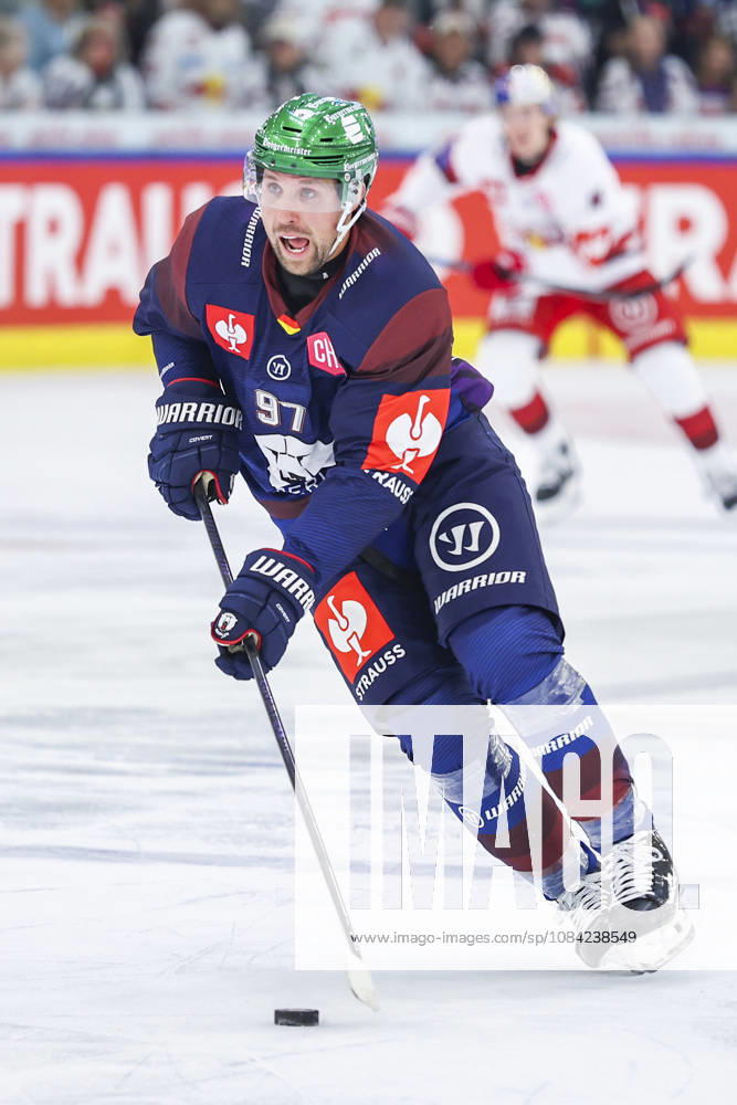 Ice hockey, Eishockey - CHL, EC RBS vs Berlin SALZBURG,AUSTRIA,07.OCT.26 - ICE HOCKEY - CHL, Champions Hockey League, group stage, EC Red Bull Salzburg vs Eisbaeren Berlin. Image shows Gabriel Fontaine (Berlin). GEPAxpictures Geieregger