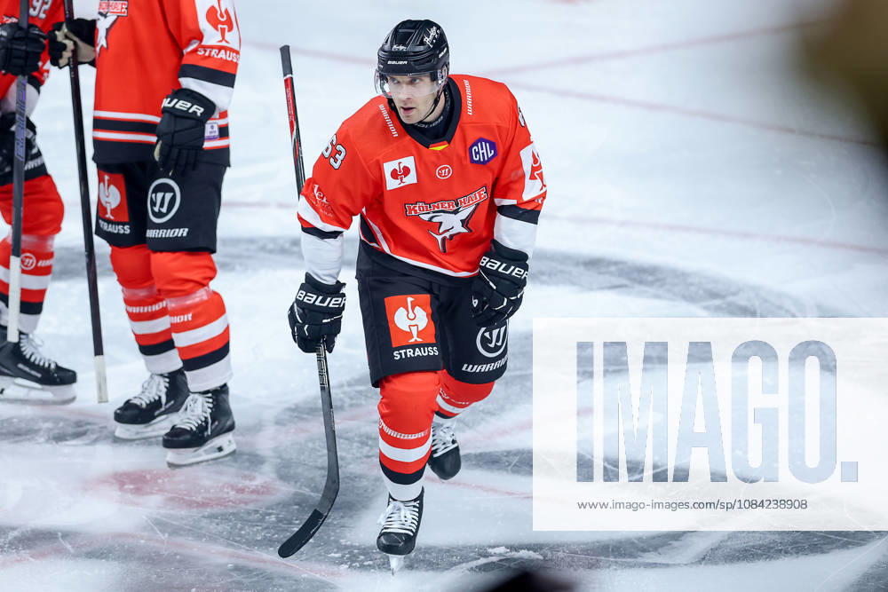 Eishockey, CHL, Kölner Haie - Blue Fox Herning, Champions Hockey League 2026 27, 5. Spieltag, Saison 2026 27, Lanxess-Arena Köln: Torjubel nach dem Tor zum 3:0 durch Torschütze Patrick Russell (Koelner Haie 63) Nordrhein-Westfalen Deutschland