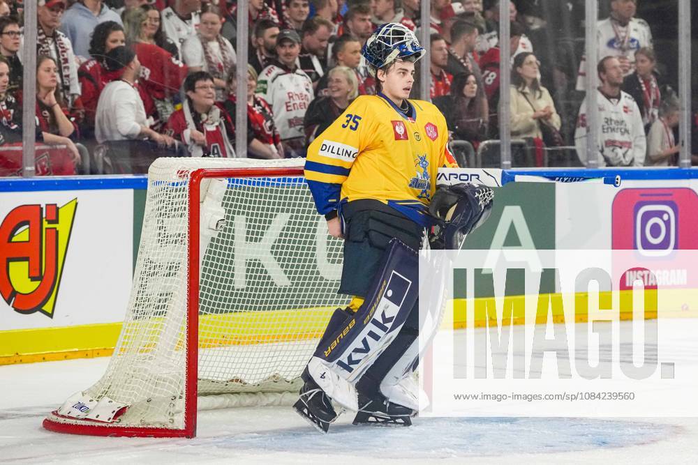 Eishockey CHL 5. Spieltag Kölner Haie - Herning Blue Fox am 07.10.2026 in der Lanxess Arena in Köln Jänis Fecers ( Herning )