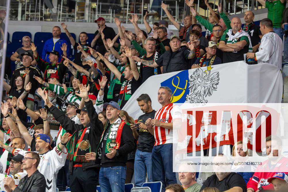 (Mannheim, Germany, 26 10 07) CHL (Champions Hockey League) 2026 27, Match day five: Adler Mannheim (Germany) vs. GKS Tychy (Poland) There are also a few Tychy fans at the SAP Arena Mannheim Baden-Wurttemberg Germany