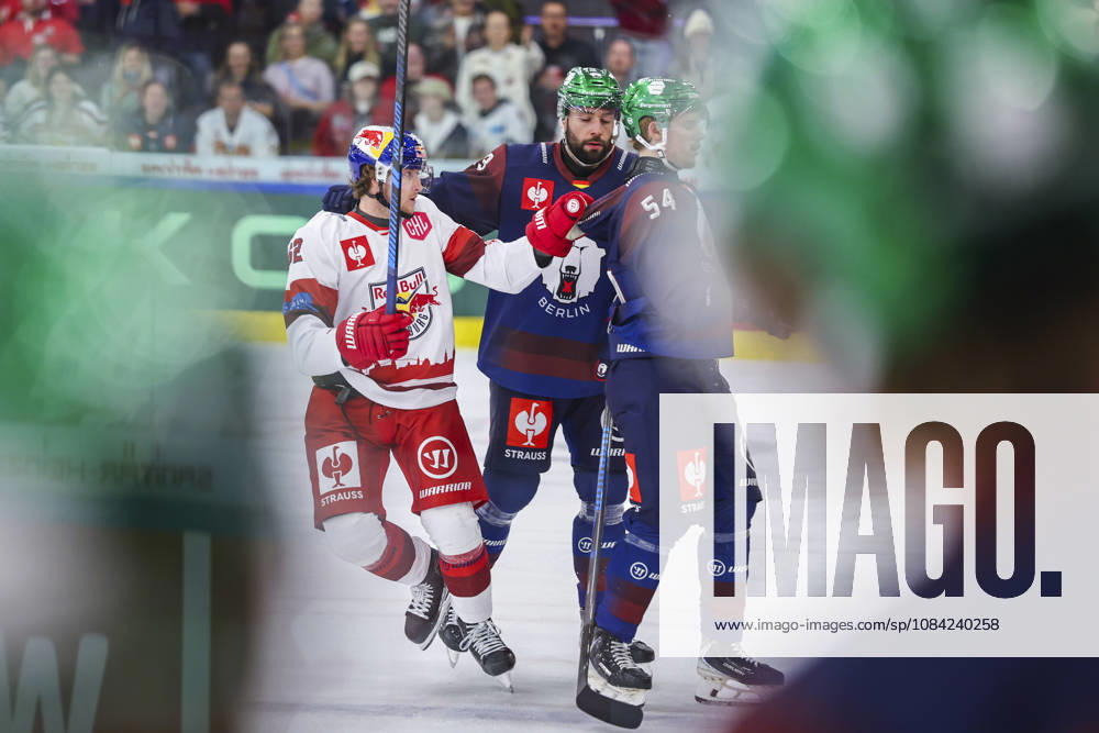 Ice hockey, Eishockey - CHL, EC RBS vs Berlin SALZBURG,AUSTRIA,07.OCT.26 - ICE HOCKEY - CHL, Champions Hockey League, group stage, EC Red Bull Salzburg vs Eisbaeren Berlin. Image shows Wyatt Kalynuk (EC RBS) and Gregor Stocker (Berlin). GEPAxpictures Geieregger