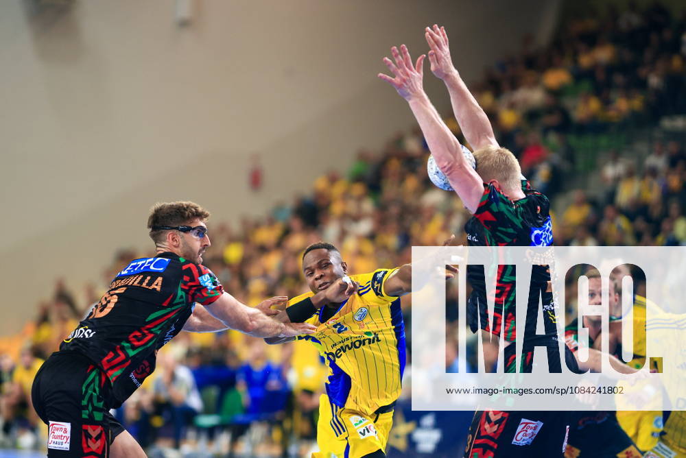 2026.10.07 Kielce Pilka reczna , Liga Mistrzow EHF , sezon 2026 27 Industria Kielce - SC Magdeburg N z Faruk Yusuf Foto Tomasz Fafara PressFocus 2026.10.07 Kielce Handball , EHF Champions League , 2026 2027 season Industria Kielce - SC Magdeburg Faruk Yusuf Credit: Tomasz Fafara PressFocus NEWSPIX.PL --- newspix.pl