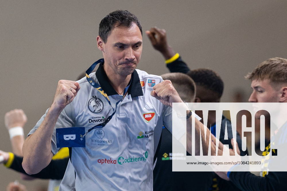 Krzysztof Lijewski during the EHF Champions League Group F match between Industria Kielce nad SC Magdeburg at Hala Legionow on October 2, 2026 in Kielce, Poland --- Pilka reczna. EHF Liga Mistrzow. Industria Kielce - SC Magdeburg. (Photo by Igor Jakubowski Arena Akcji) NEWSPIX.PL --- newspix.pl