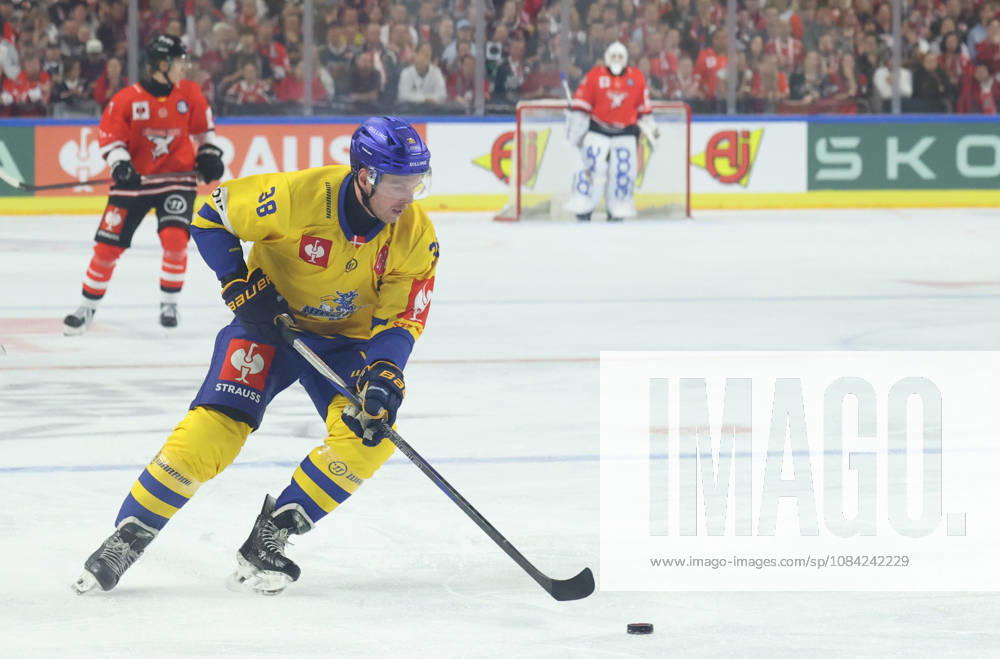 Morten Poulsen (Herning Blue Fox 38) GER, Koelner Haie vs. Herning Blue Fox, Eishockey, DEL, Spielzeit 2026 2027, 07.10.2026 GER, Koelner Haie vs. Herning Blue Fox, Eishockey, DEL, Spielzeit 2026 2027, 07.10.2026 Deutschland