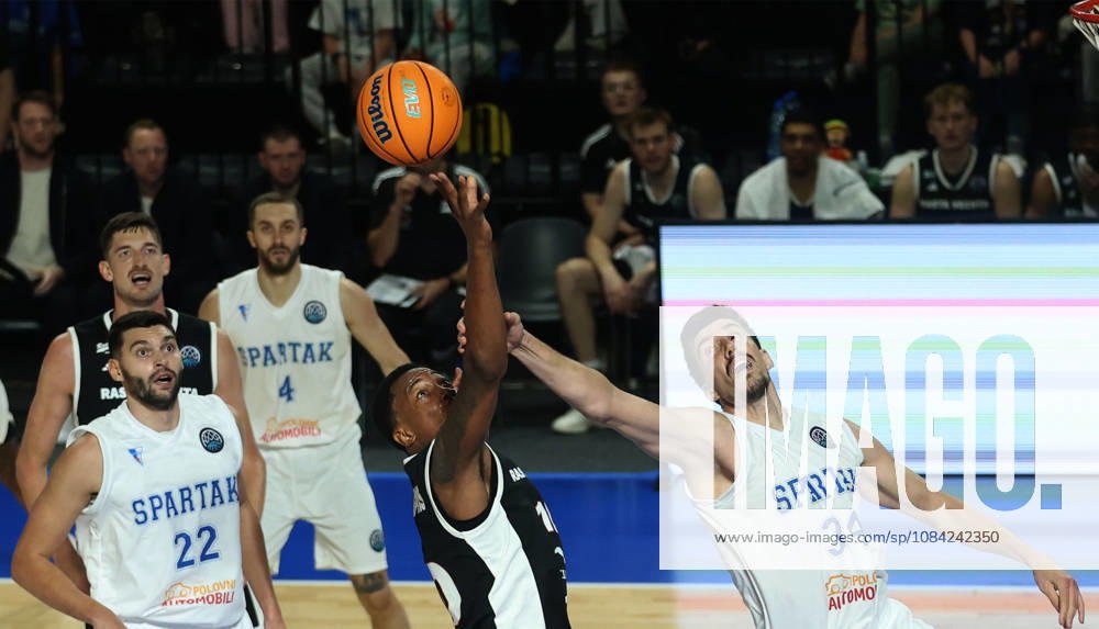 Subotica(Serbia) KK Spartak Subotica-SC Rasta Vechta men s Basketball Champions Leaugue Justin Edler-Davis(C) Rasta Vechta,Dalibor ILIC(L),Danilo Nikolic(D R) Spartak :