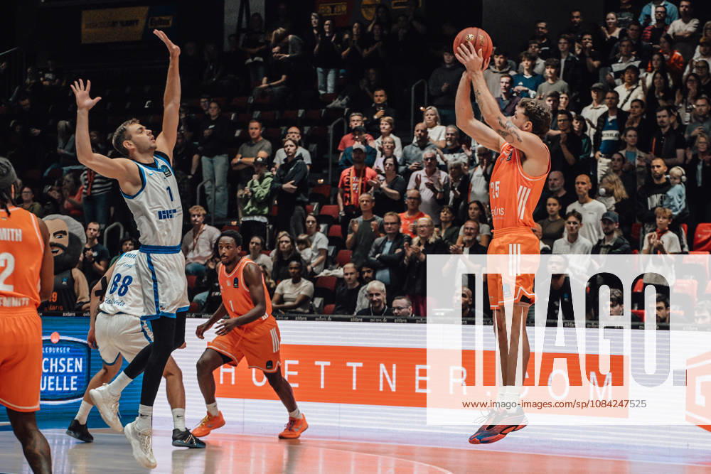 2. Spieltag des Basketball Eurocup Niners Chemnitz - Klaipedos Neptunas 07.10.2026 ab 19.00 Uhr Chemnitz, Chemnitz Arena Im Foto: 25 Ben Burnham, 2. Spieltag des Basketball Eurocup Niners Chemnitz - Klaipedos Neptunas Chemnitz Sachsen Deutschland