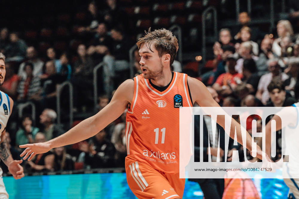 2. Spieltag des Basketball Eurocup Niners Chemnitz - Klaipedos Neptunas 07.10.2026 ab 19.00 Uhr Chemnitz, Chemnitz Arena Im Foto:11 Elias Rödl, 88 Lukas Kreismontas 2. Spieltag des Basketball Eurocup Niners Chemnitz - Klaipedos Neptunas Chemnitz Sachsen Deutschland