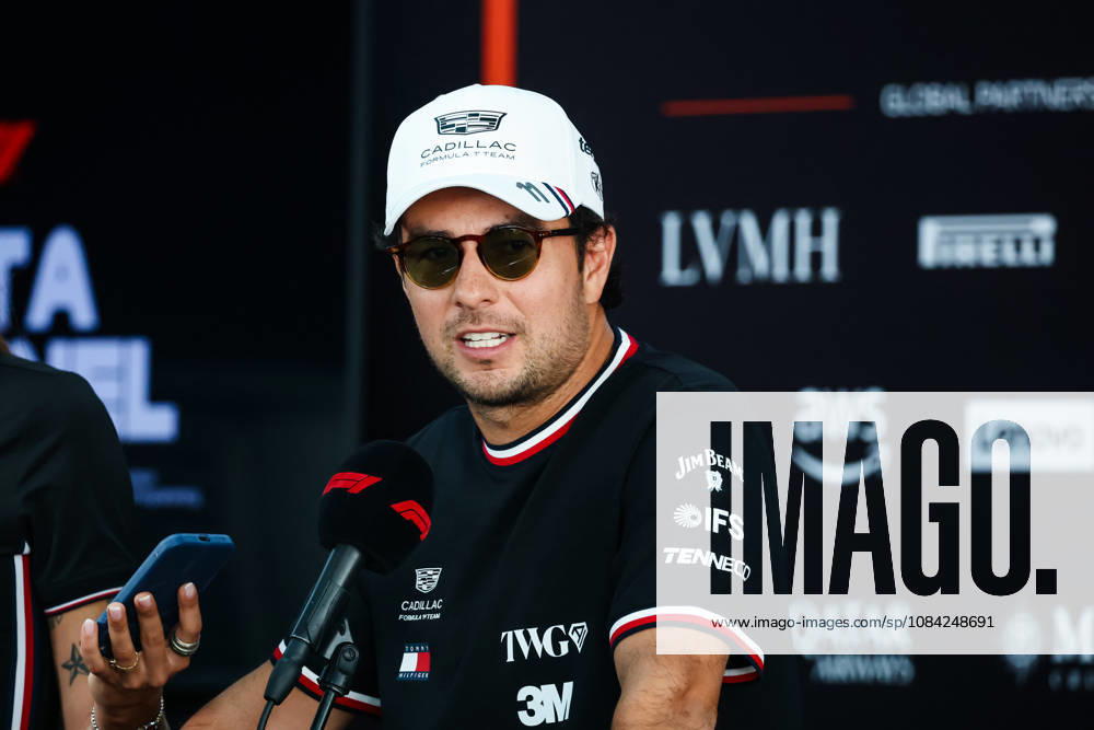 F1 - SINGAPORE GRAND PRIX 2026 PEREZ Sergio (mex), Cadillac F1 Team MAC-26, portrait during the 2026 Formula 1 Singapore Grand Prix, 17th round of the 2026 Formula One World Championship, WM, Weltmeisterschaft from October 9 to 11, 2026 on the Marina Bay Street Circuit, in Singapore, Singapore - SingaporeSingapore