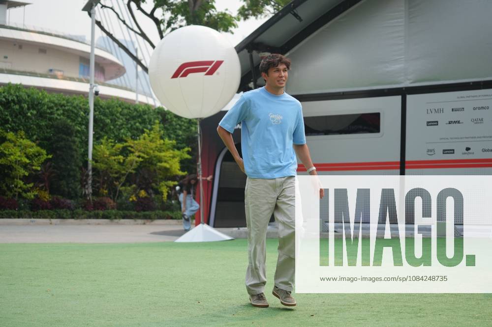 Alexander Albon (THA) (Atlassian Williams F1 Team) in the paddock of the Formula 1 Singapore Grand Prix 2026 at the Marina Bay Street Circuit. F1 2026: (Paddock) Singapore Grand Prix In Singapore, Singapore - 08 Oct 2026 - ZUMAs197 20261008_aaa_s197_005