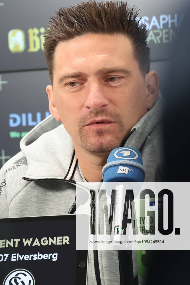 Fussball 1.Bundesliga , SV Elversberg - Pressekonferenz mit Vincent Wagner v.l. Vincent Wagner Trainer (SV 07 Elversberg) Elversberg