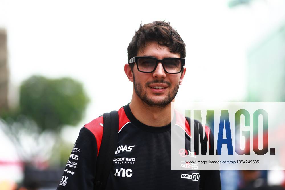 OCON Esteban (fra), TGR Haas F1 Team VF-26, portrait F1 GP 17 Singapore 2026 F1 GP 17 Singapore 2026 F1 GP 17 Singapore 2026 Singapore