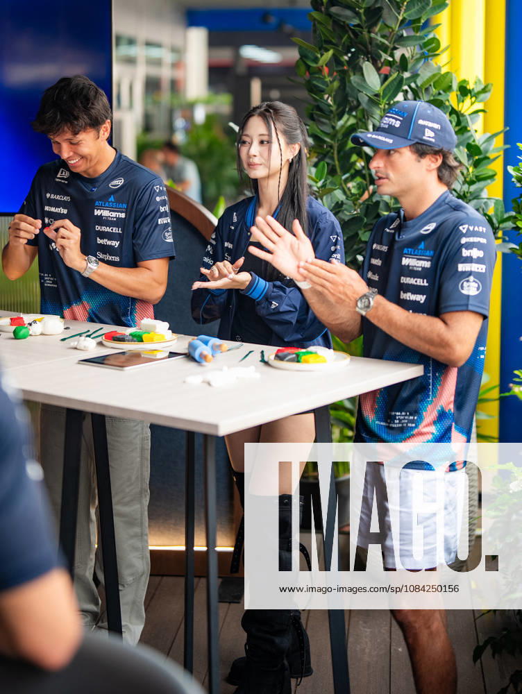 2026 Formula 1 Singapore - Tzuyu at Media Day TZUYU (TPE) K-Pop Singer and Member of TWICE and CARLOS SAINZ 55 (ESP) of Atlassian Williams F1 Team (Williams FW48) and ALEXANDER ALBON 23 (THA) of Atlassian Williams F1 Team (Williams FW48)on Thursday Media Day during the Formula 1 Singapore Airlines Singapore Grand Prix 2026 at Marina Bay Street Circuit, Singapore, on October 8, 2026. Photo by Antoine LAPEYRE Reveries Agency via ABACAPRESS.COM Singapore Singapore