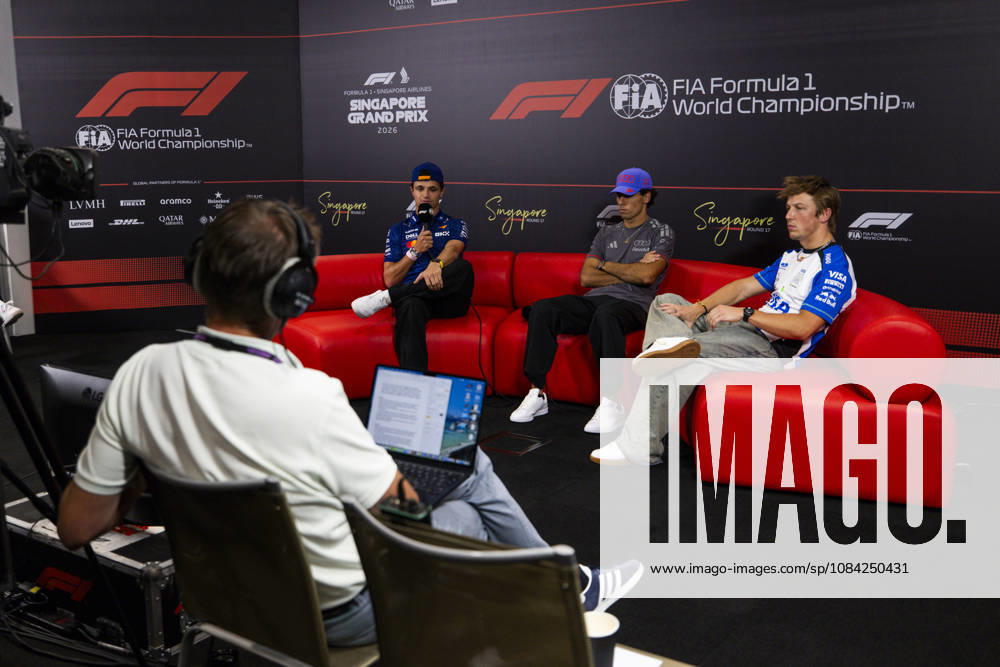 F1 - SINGAPORE GRAND PRIX 2026 NORRIS Lando (gbr), McLaren F1 Team MCL40, BORTOLETO Gabriel (bra), Audi F1 Team R26, LAWSON Liam (nzl), Visa Cash App RB F1 Team VCARB03, portrait during the 2026 Formula 1 Singapore Grand Prix, 17th round of the 2026 Formula One World Championship, WM, Weltmeisterschaft from October 9 to 11, 2026 on the Marina Bay Street Circuit, in Singapore, Singapore - SingaporeSingapore