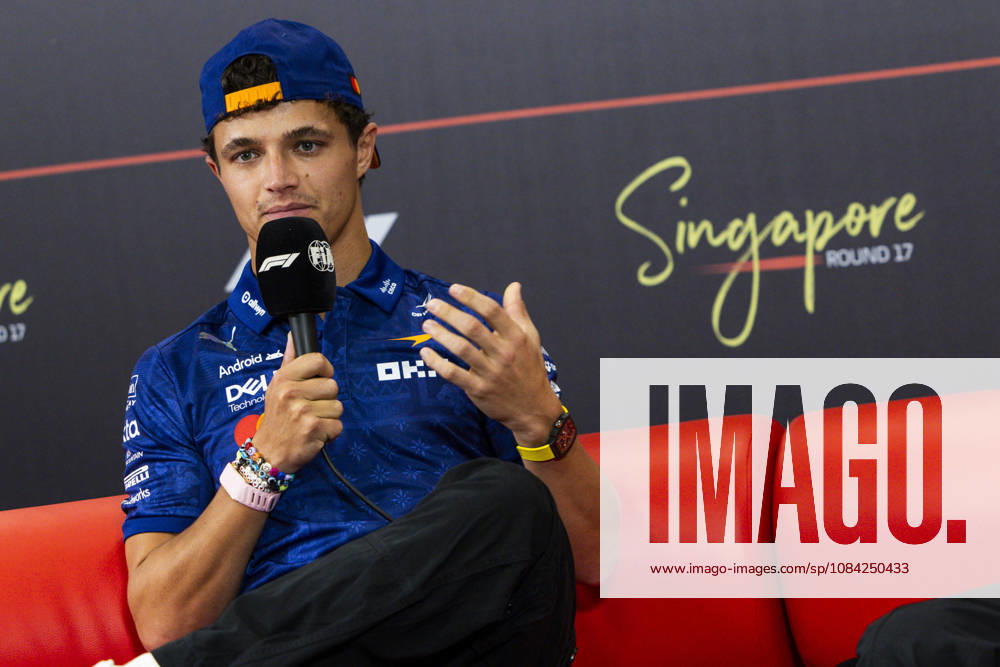 F1 - SINGAPORE GRAND PRIX 2026 NORRIS Lando (gbr), McLaren F1 Team MCL40, portrait, pre-event press conference, PK, Pressekonferenz during the 2026 Formula 1 Singapore Grand Prix, 17th round of the 2026 Formula One World Championship, WM, Weltmeisterschaft from October 9 to 11, 2026 on the Marina Bay Street Circuit, in Singapore, Singapore - SingaporeSingapore