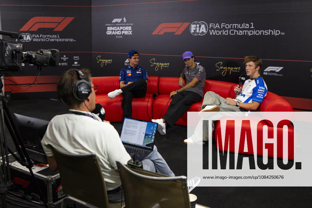 F1 - SINGAPORE GRAND PRIX 2026 NORRIS Lando (gbr), McLaren F1 Team MCL40, BORTOLETO Gabriel (bra), Audi F1 Team R26, LAWSON Liam (nzl), Visa Cash App RB F1 Team VCARB03, portrait during the 2026 Formula 1 Singapore Grand Prix, 17th round of the 2026 Formula One World Championship, WM, Weltmeisterschaft from October 9 to 11, 2026 on the Marina Bay Street Circuit, in Singapore, Singapore - SingaporeSingapore