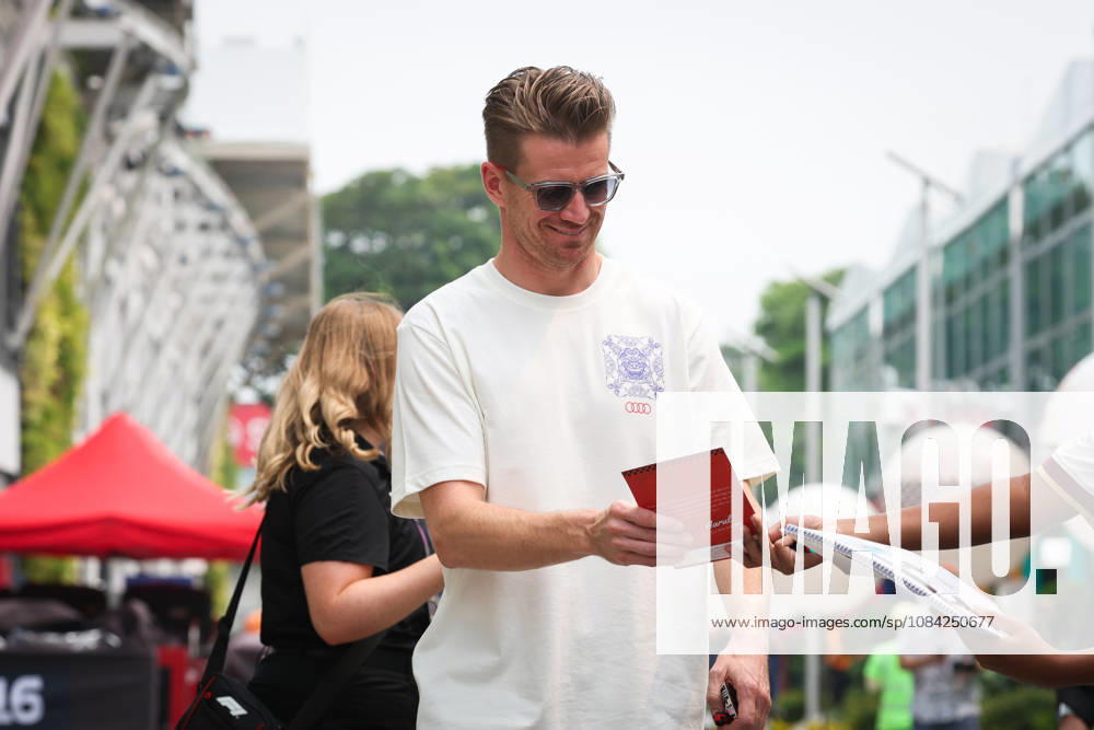 F1 - SINGAPORE GRAND PRIX 2026 HULKENBERG Nico (ger), Audi F1 Team R26, portrait during the 2026 Formula 1 Singapore Grand Prix, 17th round of the 2026 Formula One World Championship, WM, Weltmeisterschaft from October 9 to 11, 2026 on the Marina Bay Street Circuit, in Singapore, Singapore - SingaporeSingapore