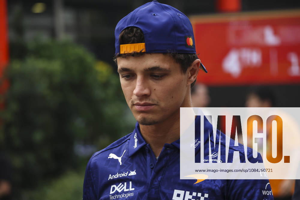 Formula 1 Singapore Airlines Singapore Grand Prix 2026 Lando Norris (GBR), McLaren Mastercard F1 Team , MCL40, Car 1 during Formula 1 Singapore Airlines Singapore Grand Prix 2026 on October 8., 2026 in Marina Bay Street Circuit, Singapore, Zsombor Toth Singapore Marina Bay Street Circuit Singapore Singapore