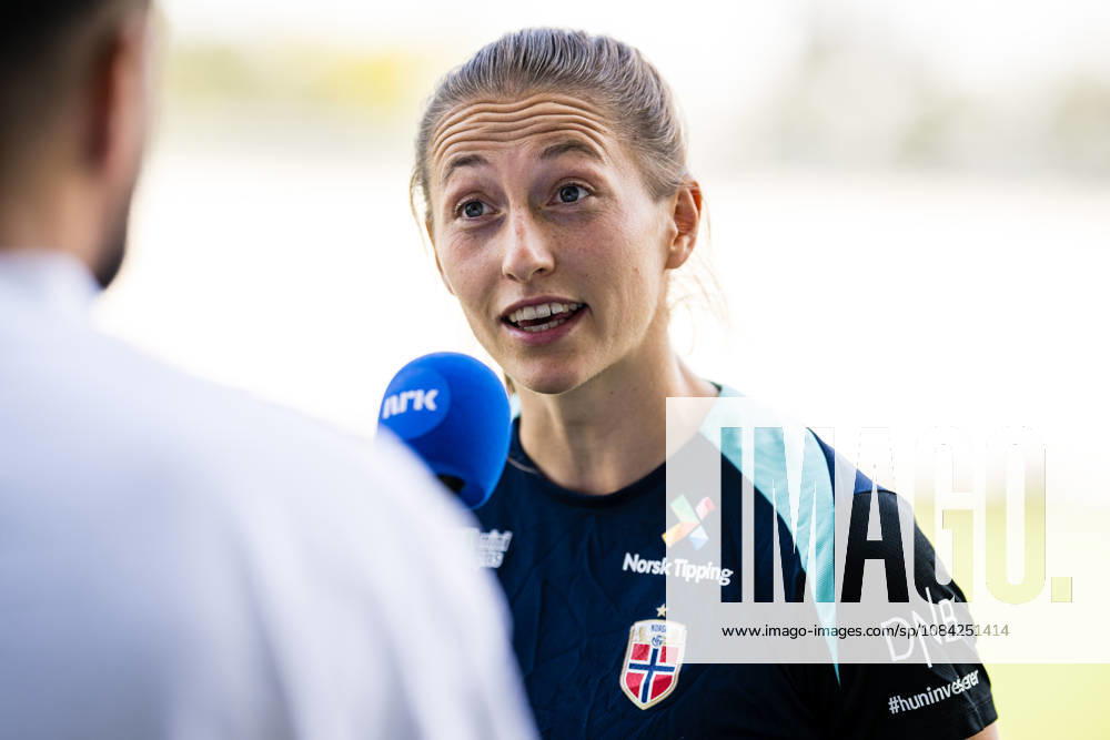 Goalkeeper Cecilie Haustaker Fiskerstrand of the Norwegian womens national football team during a training session on October 8, 2026 in Bucharest. Photo: Marius Simensen BILDBYRAN Cop 238 bbeng dam fifa women s world cup qualifier football fotball fotboll norge norway practice soccer training trening träning