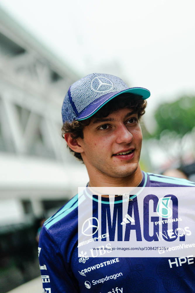 2026 Formula 1 Singapore - Media Day ANDREA KIMI ANTONELLI (ITA) of Mercedes-AMG PETRONAS Formula One Team Media Day on Thursday during the 2026 FORMULA 1 SINGAPORE AIRLINES SINGAPORE GRAND PRIX 2026 at MARINA BAY STREET CIRCUIT SINGAPORE on October 8, 2026. Photo by Tan Jun Da ABACAPRESS.COM Singapore Singapore