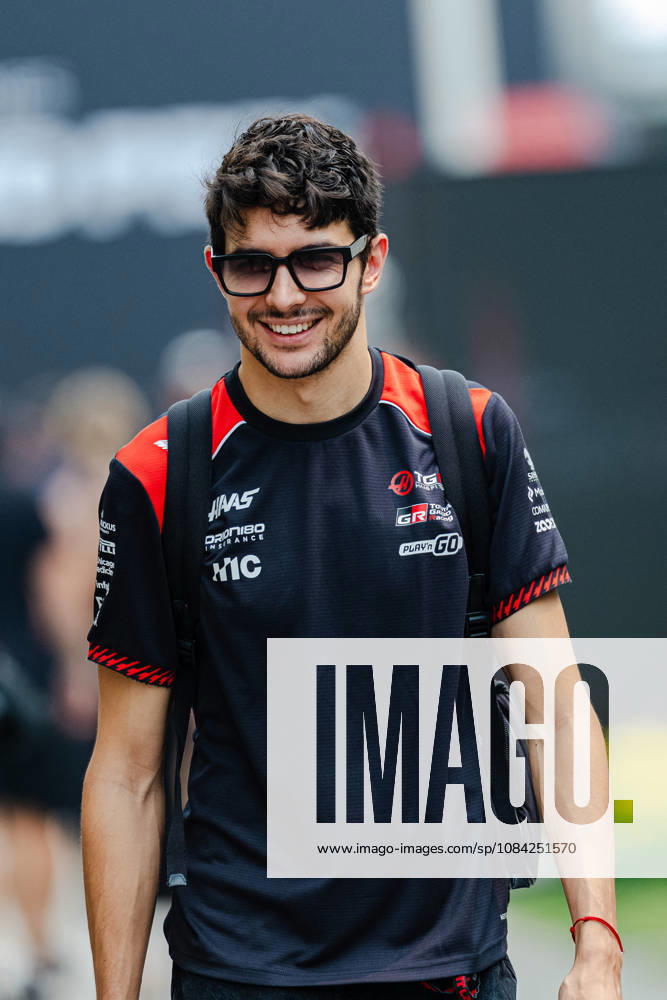 2026 Formula 1 Singapore - Media Day ESTEBAN OCON (FRA) of TGR Haas F1 TeamMedia Day on Thursday during the 2026 FORMULA 1 SINGAPORE AIRLINES SINGAPORE GRAND PRIX 2026 at MARINA BAY STREET CIRCUIT SINGAPORE on October 8, 2026. Photo by Tan Jun Da ABACAPRESS.COM Singapore Singapore