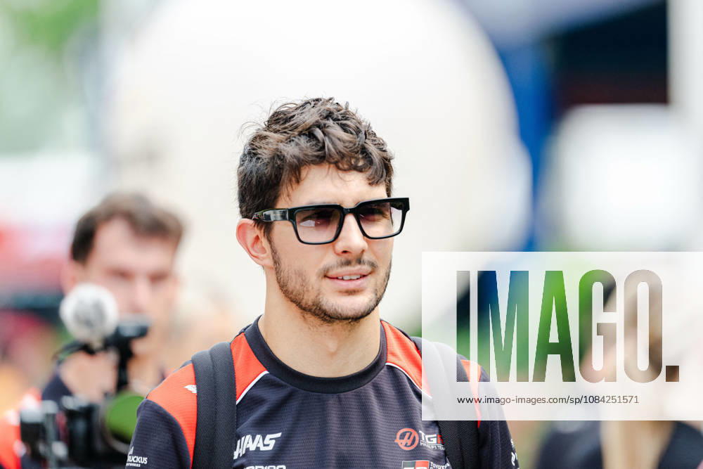 2026 Formula 1 Singapore - Media Day ESTEBAN OCON (FRA) of TGR Haas F1 TeamMedia Day on Thursday during the 2026 FORMULA 1 SINGAPORE AIRLINES SINGAPORE GRAND PRIX 2026 at MARINA BAY STREET CIRCUIT SINGAPORE on October 8, 2026. Photo by Tan Jun Da ABACAPRESS.COM Singapore Singapore