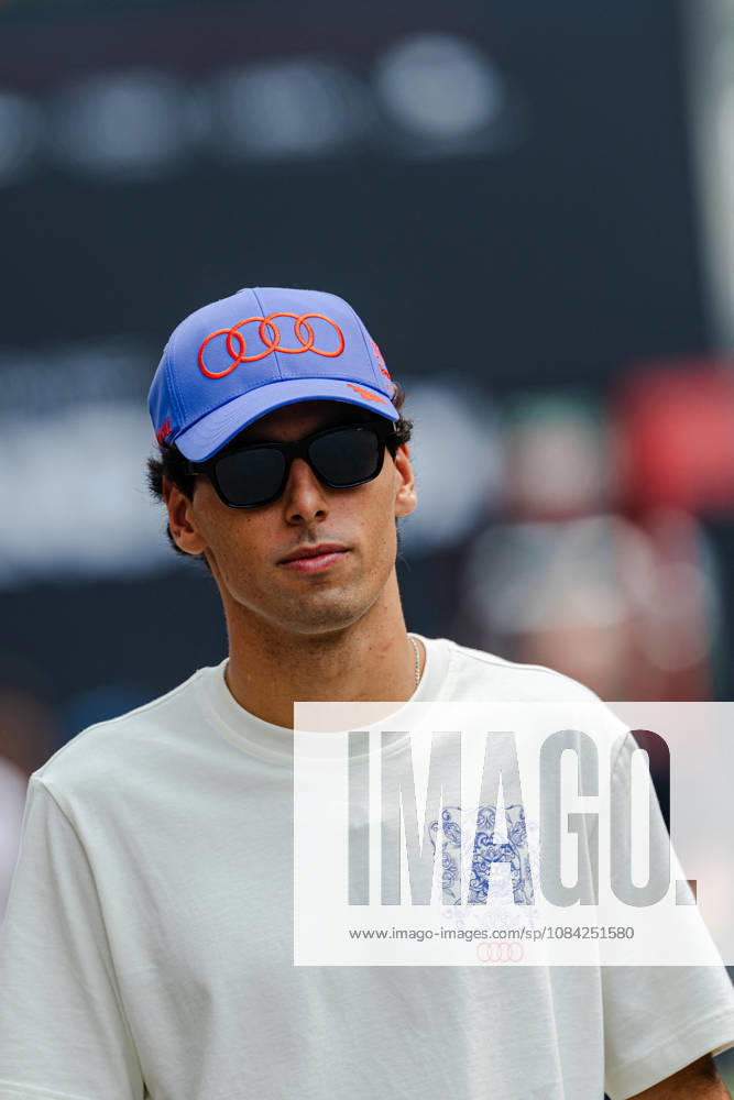 2026 Formula 1 Singapore - Media Day GABRIEL BORTOLETO (BRA) of Audi Revolut F1 Team Media Day on Thursday during the 2026 FORMULA 1 SINGAPORE AIRLINES SINGAPORE GRAND PRIX 2026 at MARINA BAY STREET CIRCUIT SINGAPORE on October 8, 2026. Photo by Tan Jun Da ABACAPRESS.COM Singapore Singapore