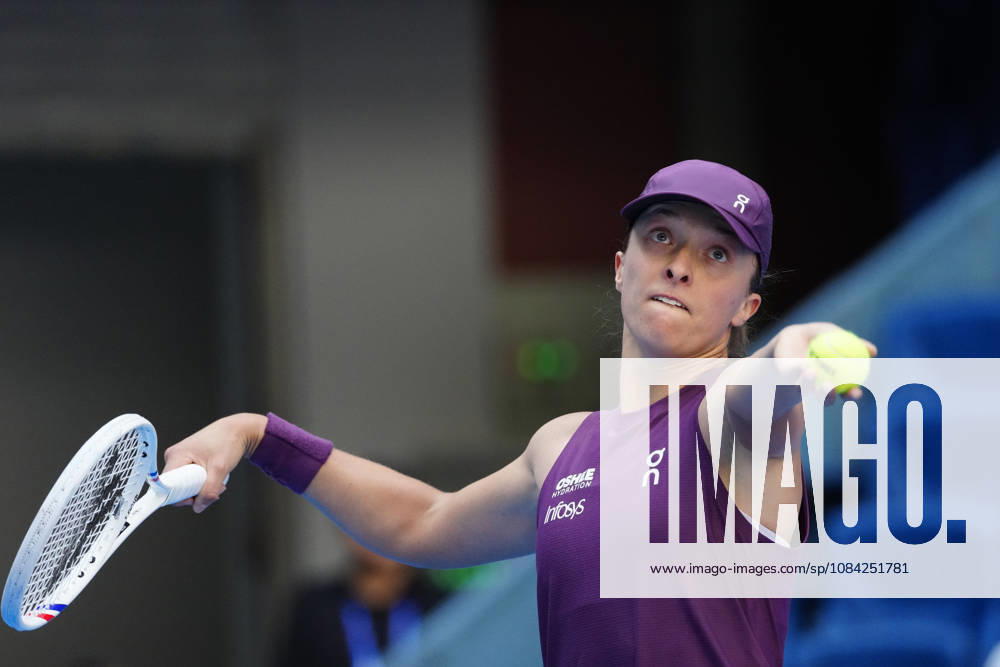 2026 China Open Women s Singles Round of 16 match in Beijing, China - 7 Oct 2026 Iga Swiatek of Poland plays against Iva Jovic of the United States (Not in view) during Women s Singles Round of 16 match on day eight of China Open at the National Tennis Center. Beijing China