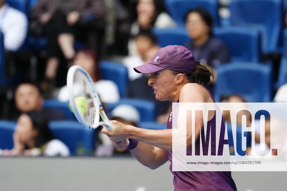 2026 China Open Women s Singles Round of 16 match in Beijing, China - 7 Oct 2026 Iga Swiatek of Poland plays against Iva Jovic of the United States (Not in view) during Women s Singles Round of 16 match on day eight of China Open at the National Tennis Center. Beijing China