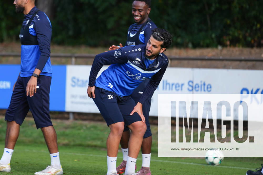 Deutschland: Fussball, Trainingseinheit, 3. Liga, Saison 2026-2027, NVB-Campus B-Platz Hänsch-Arena, SV Meppen, Donnerstag, 08.10.2026, Vormittagstraining: Stefan Rankin (SV Meppen, 33) macht Späße