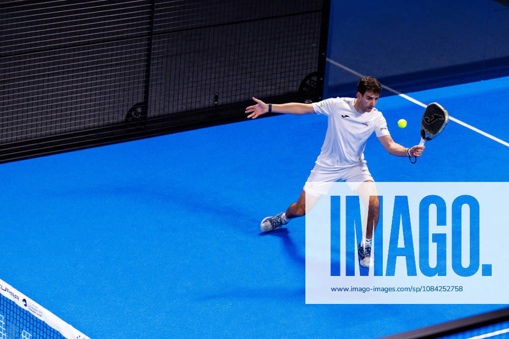 DÜSSELDORF, GERMANY - 8 OCTOBER 2026: Image shows Nacho Moragues Moltò (ESP) during CUPRA Germany Premier Padel P2 2026 Day 5: Round of 16 at CASTELLO Düsseldorf on 8 10 2026 in Düsseldorf, Germany. Germany