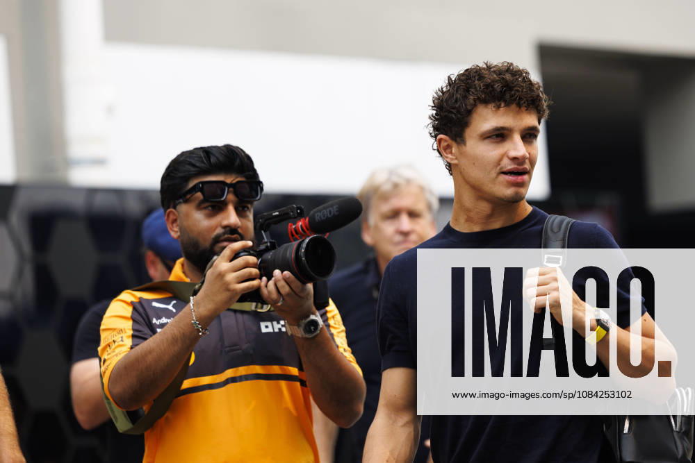 8th October 2026; Marina Bay, Singapore; Formula 1, Singapore Grand Prix, Arrival Day; Lando Norris (1) of Great Britain and McLaren Mastercard F1 Team arriving at the Singapore Grand Prix StephenxBlackberry