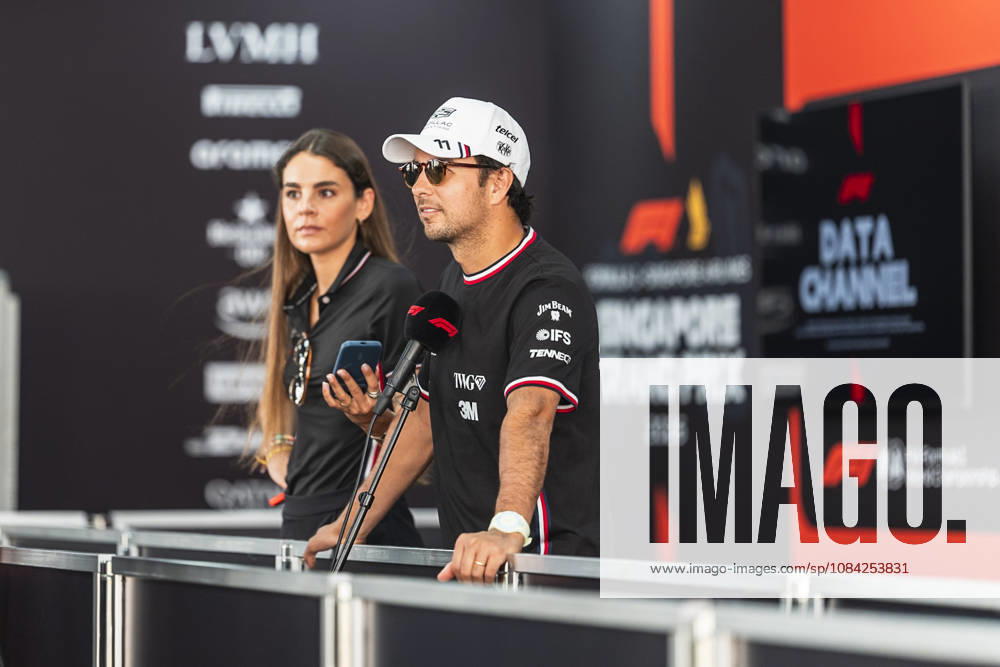 Formula 1 Singapore Airlines Singapore Grand Prix 2026 Remy Midez OVERTAKE MAXPPP - Singapore 08 10 2026 11 PEREZ Sergio (mex), Cadillac Formula 1 Team, portrait at the Formula 1 Singapore Airlines Singapore Grand Prix 2026, the 16th round of the 2026 FIA Formula 1 World Championship, WM, Weltmeisterschaft at the Marina Bay Street Circuit in Singapore, from 08 to 11 October 2026 Singapore Marina Bay Street Circuit Singapore