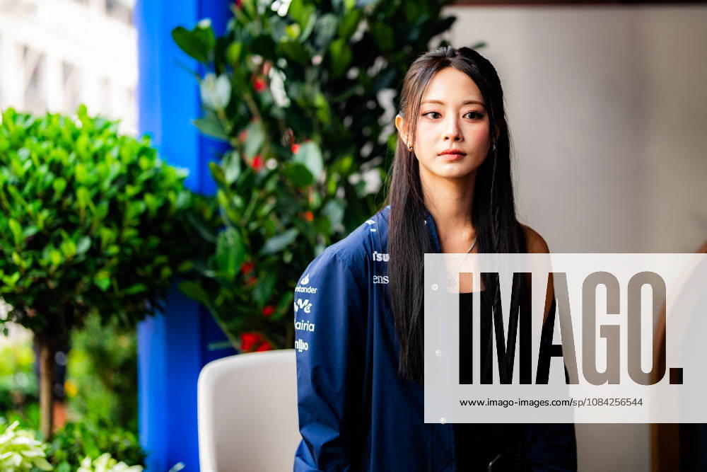 2026 Formula 1 Singapore - Tzuyu at Media Day TZUYU (TPE) K-Pop Singer and Member of TWICE in the Paddock during the 2026 Singapore Grand Prixon Thursday Media Day during the Formula 1 Singapore Airlines Singapore Grand Prix 2026 at Marina Bay Street Circuit, Singapore, on October 8, 2026. Photo by Antoine LAPEYRE Reveries Agency via ABACAPRESS.COM Singapore Singapore