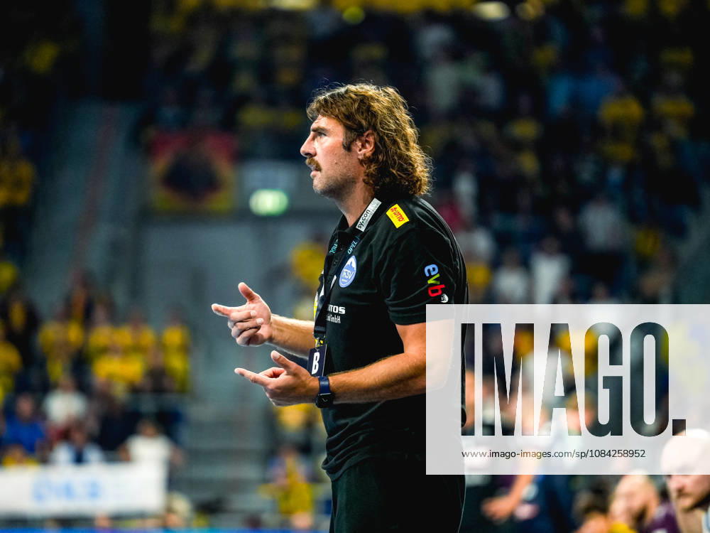 Handball Opel HBL, Rhein-Neckar Loewen - ThSV Eisenach v.l. Sebastian Hinze (Trainer ThSV Eisenach)