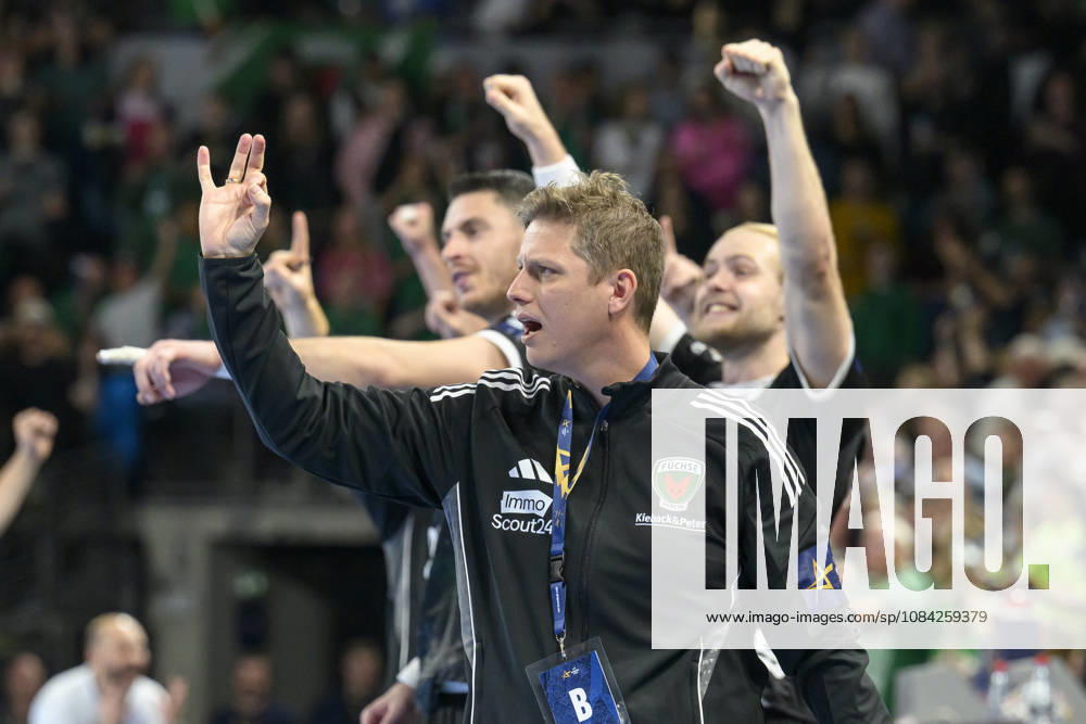 Im Bild v.l.: Nicolej Krickau Tor, Treffer, Jubel, Torjubel, Freude, Begeisterung, feiert, GER, Berlin, Handball, Füchse Berlin vs FC Porto, EHF Champions League, 3. Spieltag der Gruppe A , in der Max Schmeling Halle, Am Falkplatz 1, 08.10.2026,