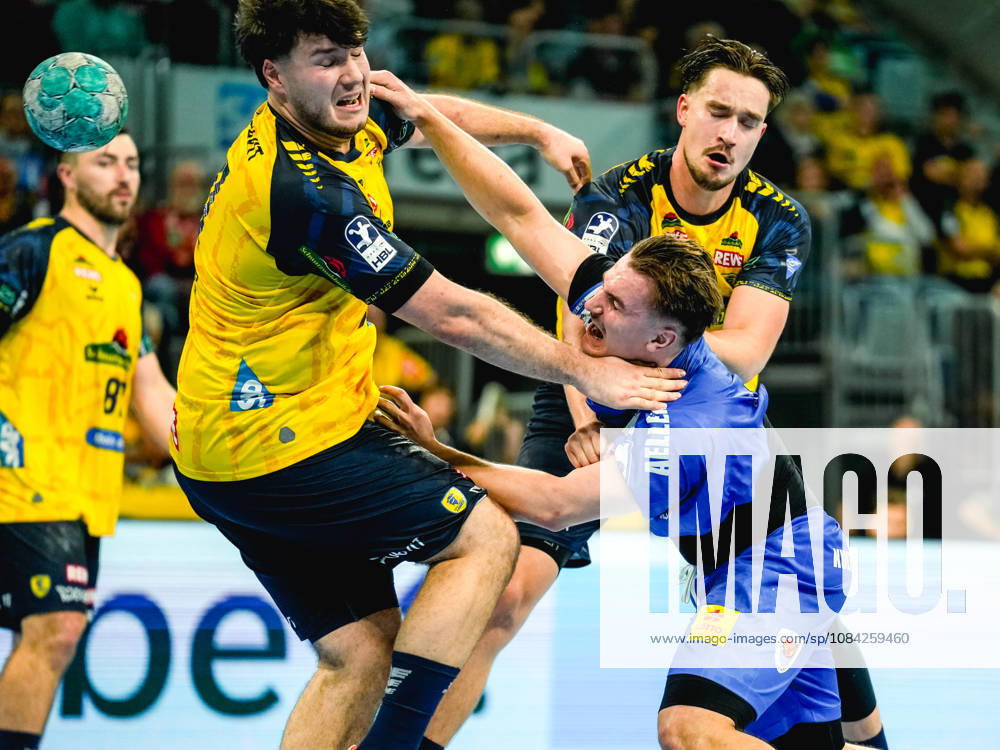 Handball Opel HBL, Rhein-Neckar Loewen - ThSV Eisenach v.l. Aron Seesing (Rhein-Neckar Löwen), Felix Aellen (ThSV Eisenach)