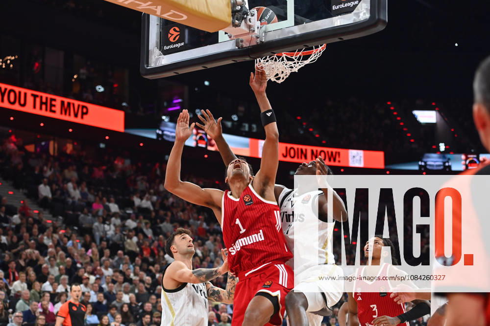 Oscar DA SILVA (FCB), Aktion,Zweikampf gegen Allou DIARRA (Bologna). Basketball Euro League,Saison 2026 2027, FC Bayern Muenchen - Virtus Bologna am 08.10.2026 , S A P G A R D EN
