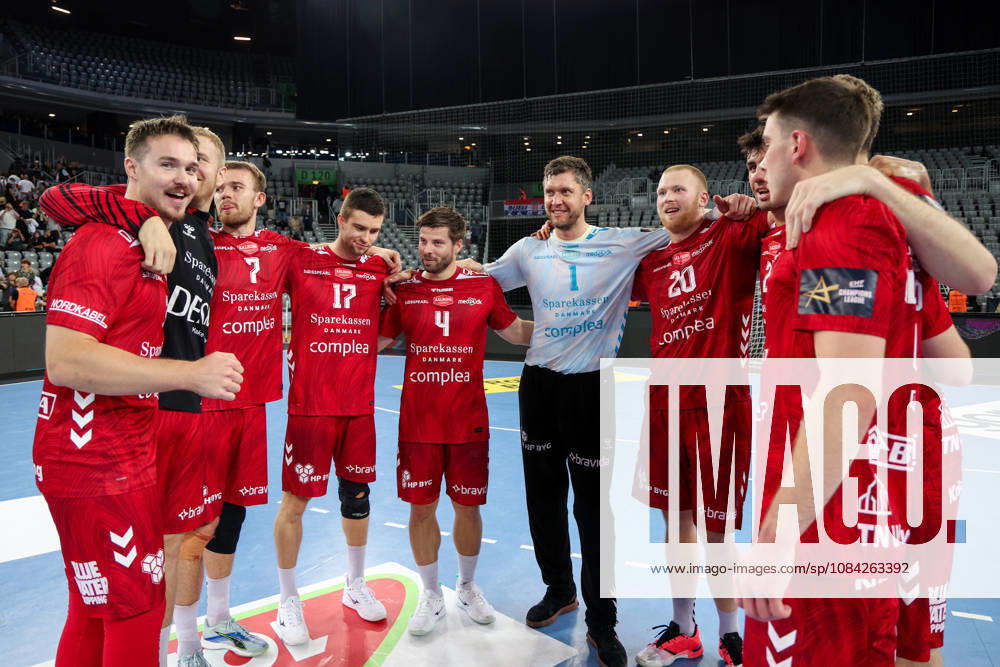 HC Zagreb v Aalborg Handbold - EHF Champions League Men Group Phase - Group C ZAGREB, CROATIA - OCTOBER 8: Lukas Nilsson, Thomas Arnoldsen, Alexandre Blonz, Patrick Wiesmach Larsen, Niklas Landin, Felix Moller and Patrick Anderson of Aalborg Handbold during the EHF Champions League match between HC Zagreb and Aalborg Handbold at Arena Zagreb on October 8, 2026 in Zagreb, Croatia. IgorxKralj PIXSELL
