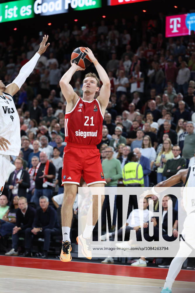 Justuz Hollatz (FC Bayern Basketball, 21) mit Ball, GER, FC Bayern Basketball vs. Virtus Bologna, Basketball, Euroleague, 4. Spieltag, Saison 2026 2027, 08.10.2026, GER, FC Bayern Basketball vs. Virtus Bologna, Basketball, Euroleague, 4. Spieltag, Saison 2026 2027, 08.10.2026 Muenchen