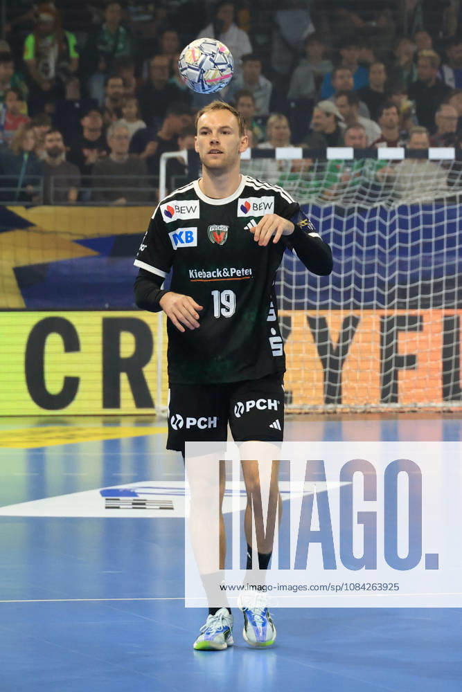 GER Deutschland, Handball, EHF Champions League, 08.10.2026, Saison 2026 2027, Berlin, Fuechse Berlin vs FC Porto Mathias Gidsel ( Fuechse Berlin 19 ) nordphoto GmbH Engler Berlin Max-Schmeling-Halle Berlin Deutschland