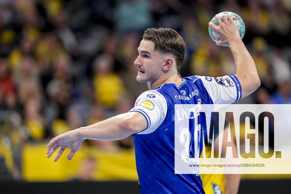 Felix Aellen (ThSV, 22), Einzelbild, Einzelfoto, beim Siebenmeter, 7-Meter, Strafwurf, Spielszene, Action, Aktion, 08.10.2026, Mannheim (Deutschland), Handball, Bundesliga, Rhein-Neckar Löwen - ThSV Eisenach