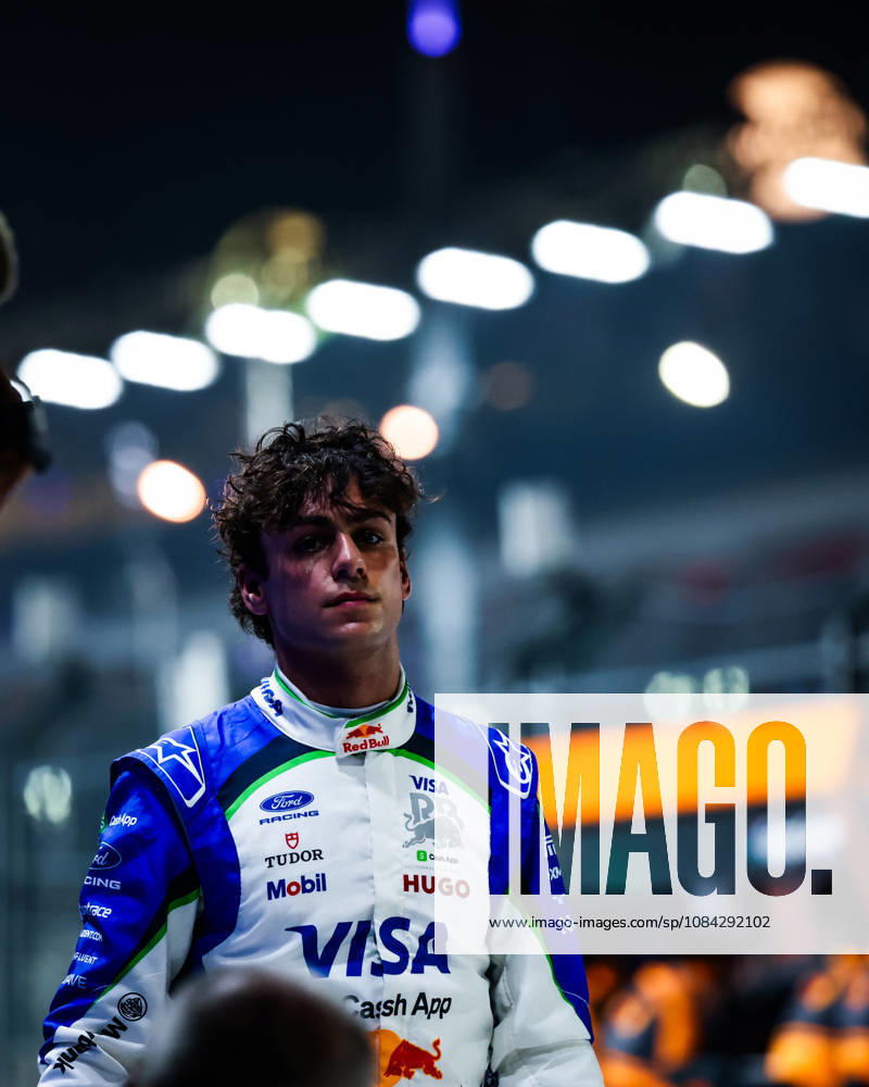 F1 - SINGAPORE GRAND PRIX 2026 LINDBLAD Arvid (gbr), Visa Cash App RB F1 Team VCARB03, portrait during the 2026 Formula 1 Singapore Grand Prix, 17th round of the 2026 Formula One World Championship, WM, Weltmeisterschaft from October 9 to 11, 2026 on the Marina Bay Street Circuit, in Singapore, Singapore - SingaporeSingapore