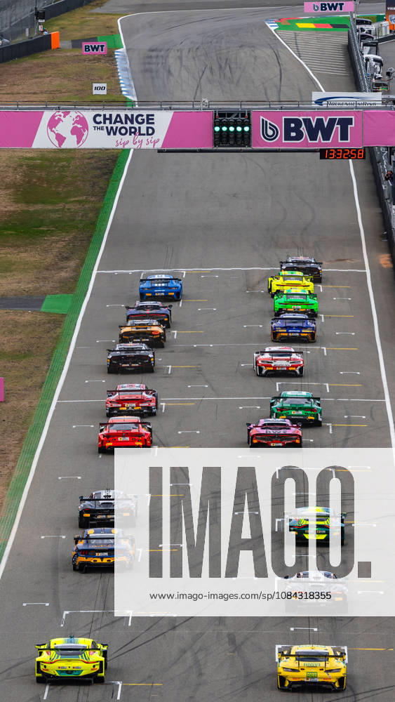DTM, 15. + 16. Rennen Hockenheim 2026 8 Aston Martin Vantage AMR GT3 EVO, Comtoyou Racing: Nicolas Baert, 48 Mercedes-AMG GT3 EVO, Winward Racing: Jules Gounon - picture by Gruppe C Photography Sachsenring Germany