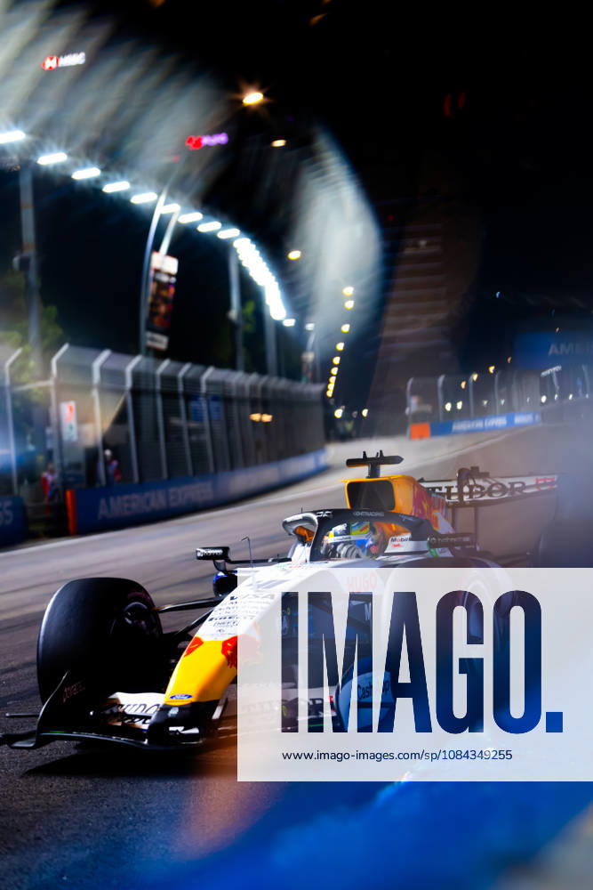 F1 - SINGAPORE GRAND PRIX 2026 41 LINDBLAD Arvid (gbr), Visa Cash App RB F1 Team VCARB03, action during the 2026 Formula 1 Singapore Grand Prix, 17th round of the 2026 Formula One World Championship, WM, Weltmeisterschaft from October 9 to 11, 2026 on the Marina Bay Street Circuit, in Singapore, Singapore - SingaporeSingapore