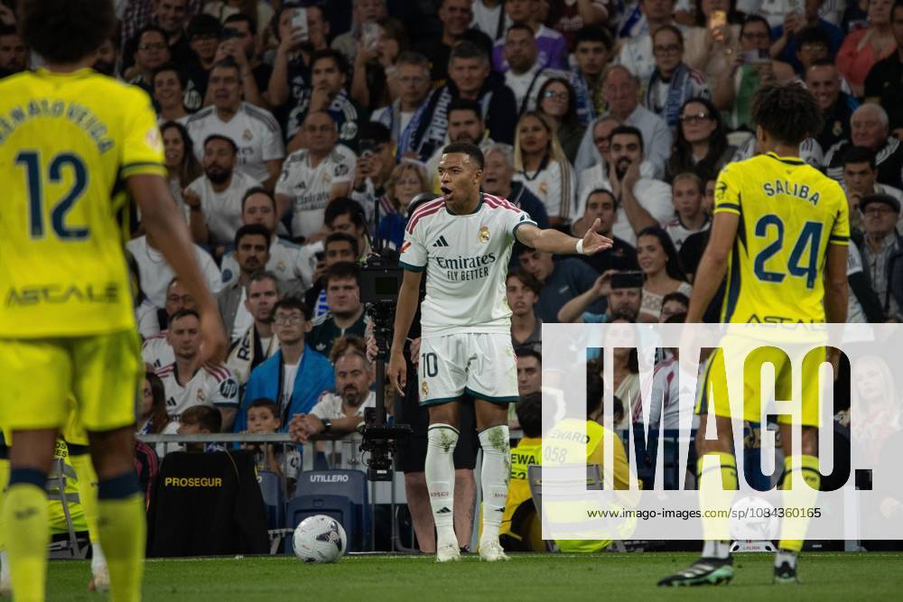 Kylian Mbappo (Real Madrid) seen in action during the La Liga EA SPORTS 2026-2027 match between Real Madrid and Villarreal..Final score: Real Madrid 1 - 0 Villarreal La Liga EA SPORTS 2026-2027 - (Match Finished) Real Madrid Vs. Villarreal In Madrid, Spain - 10 Oct 2026 - ZUMAs197 20261010_aaa_s197_305