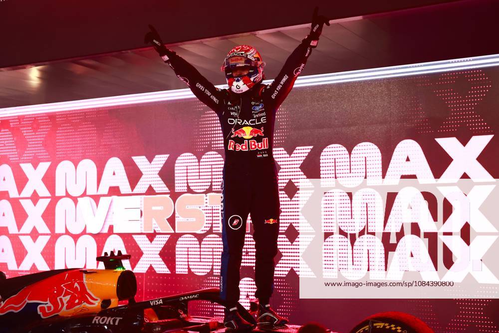 VERSTAPPEN Max (nld), Red Bull Racing Ford RB22, portrait Singapore 2026 81 PIASTRI Oscar (aus), McLaren F1 Team MCL40, action 01 NORRIS Lando (gbr), McLaren F1 Team MCL40, action Singapore 2026 Singapore