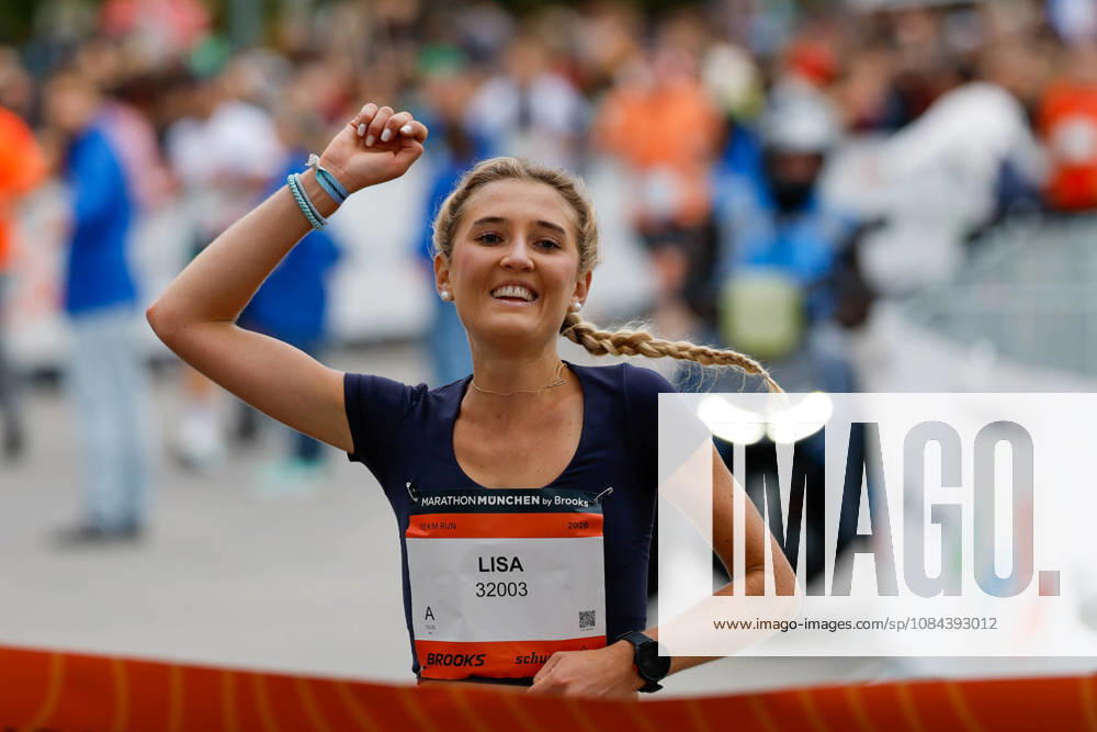 München Marathon 2026; München, 11.10.2026 Lisa REDLINGER (AUT TS Lustenau) gewinnt den 10 Kilometer-Lauf während des München Marathons 2026 in einer Zeit von 00:31:46. Sie läuft mit dieser Zeit Österreichischen Rekord; München