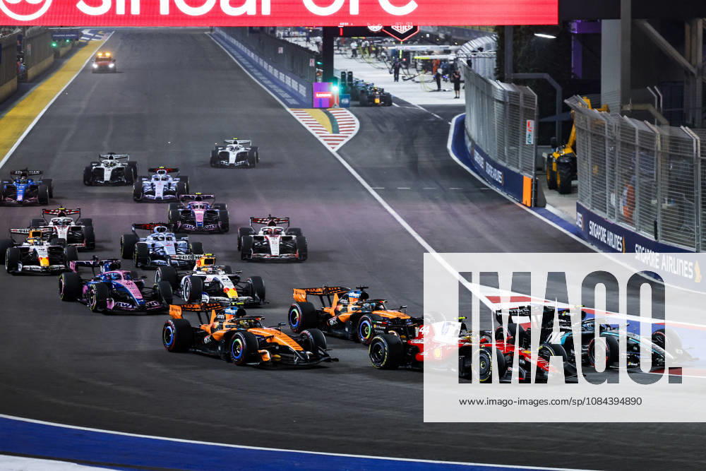 F1 - SINGAPORE GRAND PRIX 2026 44 HAMILTON Lewis (gbr), Scuderia Ferrari SF-26, action, start of the race, depart, during the 2026 Formula 1 Singapore Grand Prix, 17th round of the 2026 Formula One World Championship, WM, Weltmeisterschaft from October 9 to 11, 2026 on the Marina Bay Street Circuit, in Singapore, Singapore - SingaporeSingapore