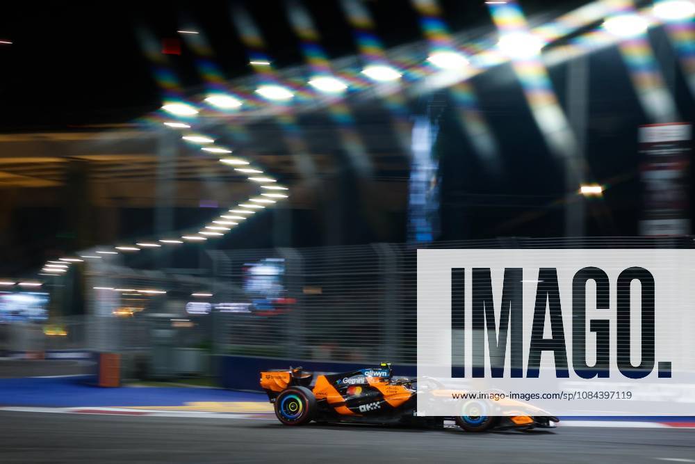 01 NORRIS Lando (gbr), McLaren F1 Team MCL40, action Singapore 2026 Singapore 2026 81 PIASTRI Oscar (aus), McLaren F1 Team MCL40, action 01 NORRIS Lando (gbr), McLaren F1 Team MCL40, action Singapore 2026 Singapore